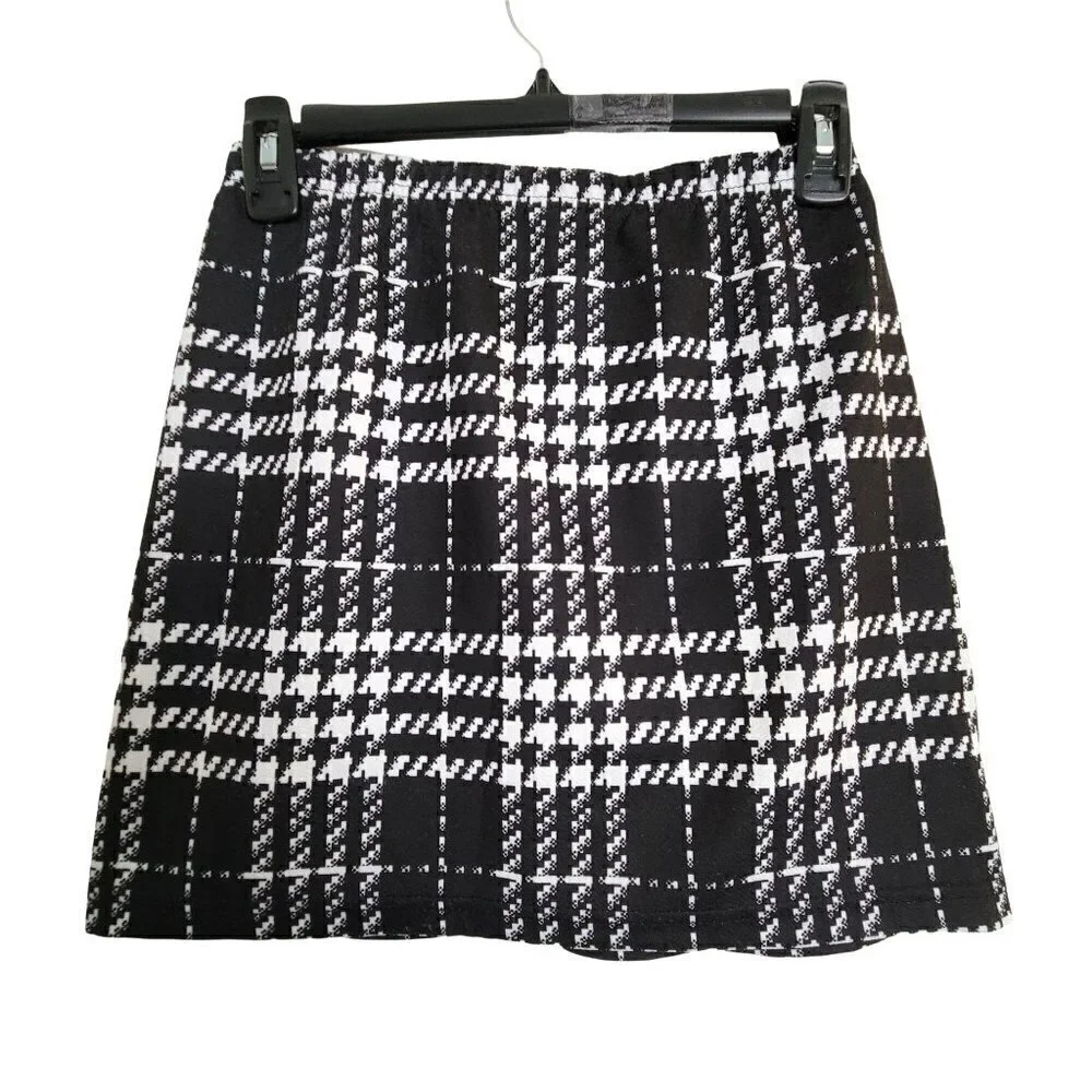 Shein Black and White Checkered Striped Plaid Elastic Waist Pull On Mini Skirt S